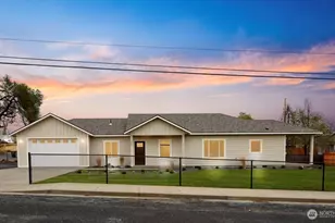 114 S Elder, Soap Lake, WA 98851 - Photo 1