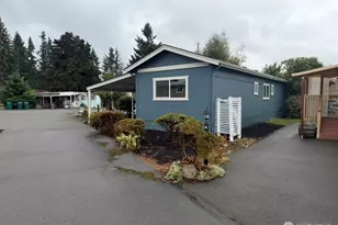 18501 52nd Ave W, Lynnwood, WA 98037 - Photo 1