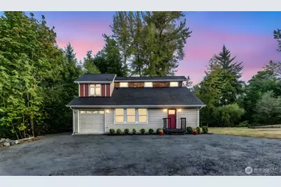 901 W Stanley Street, Granite Falls, WA 98252 - Photo 1