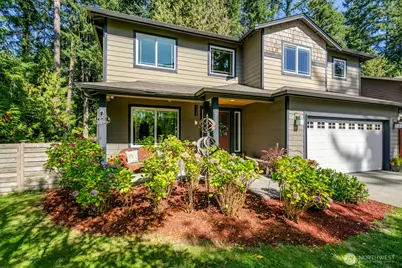 5211 East Drive, Everett, WA 98203 - Photo 1