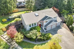 9418 NE Tidal Ct, Bainbridge Island, WA 98110 - Photo 1