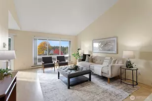 15214 NE 8th St, Bellevue, WA 98007 - Photo 1