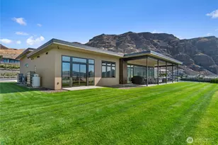 9018 NW Trellis Ln, Quincy, WA 98848 - Photo 1