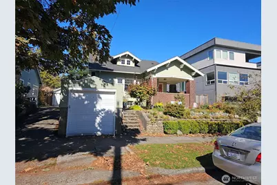 738 N 81st Street, Seattle, WA 98103 - Photo 1