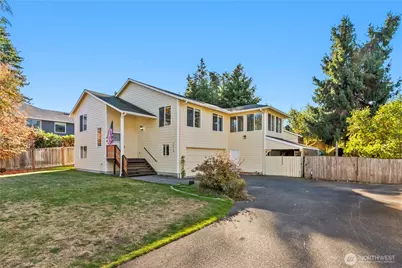 3810 Maple Road, Lynnwood, WA 98037 - Photo 1