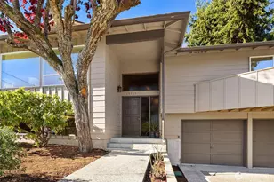 15713 37th Ave NE, Lake Forest Park, WA 98155 - Photo 1