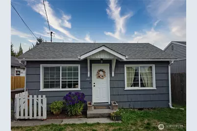 212 Douglas Street, Longview, WA 98632 - Photo 1