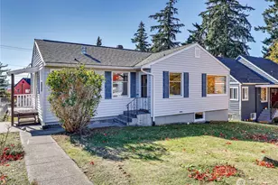 2105 E Highlands St, Bremerton, WA 98310 - Photo 1
