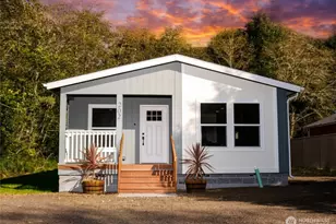 202 E Rain St, Ocean Shores, WA 98569 - Photo 1