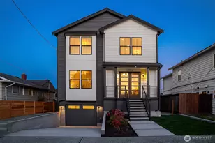 3406 38th Ave W, Seattle, WA 98199 - Photo 1