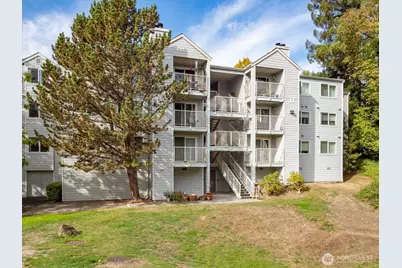 975 Aberdeen Avenue NE #B304, Renton, WA 98056 - Photo 1