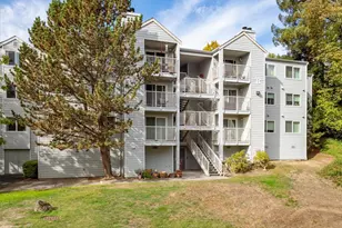 975 Aberdeen Ave NE, Renton, WA 98056 - Photo 1