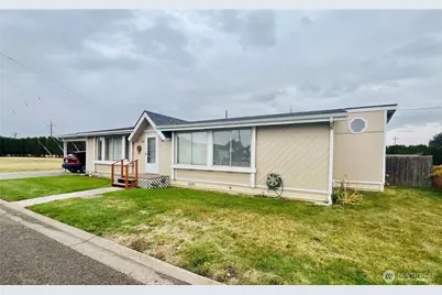 840 NE Karol Loop, College Place, WA 99324 - Photo 1