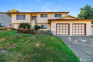 817 S 28th Ct, Renton, WA 98055 - Photo 1