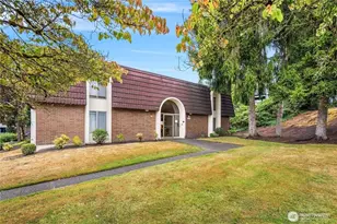 11206 NE 68th St, Kirkland, WA 98033 - Photo 1