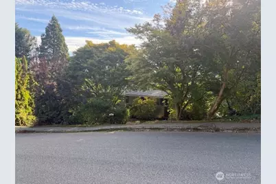 906 109th Avenue SE, Bellevue, WA 98004 - Photo 1