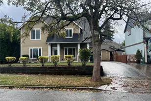 1854 Hillcrest Ave, Enumclaw, WA 98022 - Photo 1