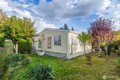 404 NE Saturn Lane, Bremerton, WA 98311 - Photo 1