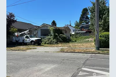 4213 42nd Avenue S, Seattle, WA 98118 - Photo 1