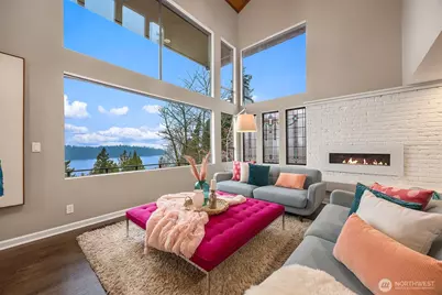 5340 W Mercer Way, Mercer Island, WA 98040 - Photo 1