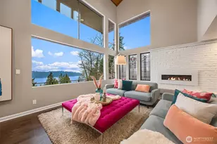 5340 W Mercer Way, Mercer Island, WA 98040 - Photo 1