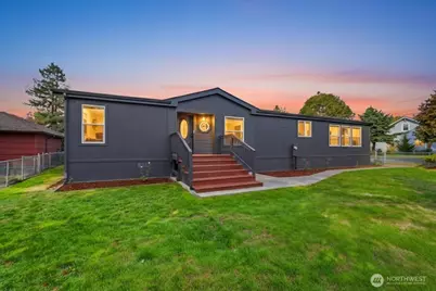 385 Front Avenue NW, Castle Rock, WA 98611 - Photo 1