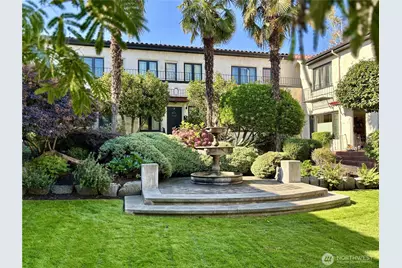 2205 Bigelow Avenue N #6, Seattle, WA 98109 - Photo 1