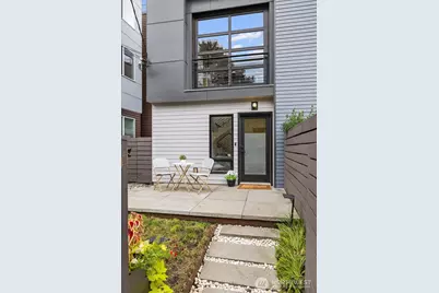 146 21st Avenue E #B, Seattle, WA 98112 - Photo 1