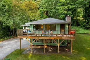 2008 E Lake Sammamish Pkwy NE, Sammamish, WA 98074 - Photo 1