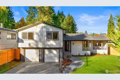 2708 NE 106th Place, Seattle, WA 98125 - Photo 1