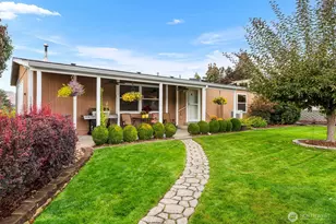 2736 NW Columbia Ave, East Wenatchee, WA 98802 - Photo 1