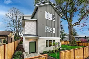 10706 Fremont Ave N, Seattle, WA 98133 - Photo 1