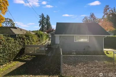 15115 Grant Avenue SW, Lakewood, WA 98498 - Photo 1