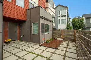 2311 N 113th Pl, Seattle, WA 98133 - Photo 1