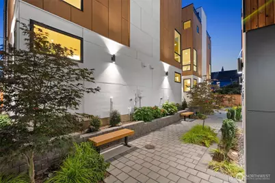 9229 B 16th Avenue SW, Seattle, WA 98106 - Photo 1