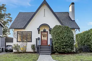 6057 29th Ave NE, Seattle, WA 98115 - Photo 1