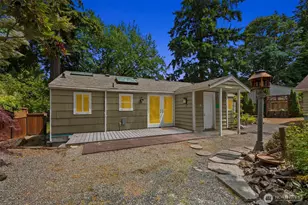 14023 Meridian Ave N, Seattle, WA 98133 - Photo 1