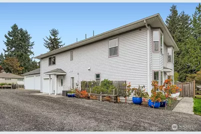 16051 51st Avenue S, Tukwila, WA 98188 - Photo 1