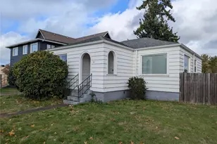 1611 Fourth St, Marysville, WA 98270 - Photo 1