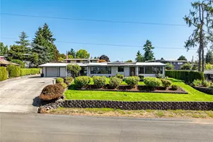 23034 Thunderbird Dr S, Des Moines, WA 98198 - Photo 1