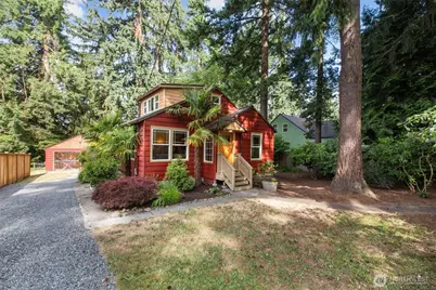 13527 23rd Avenue NE, Seattle, WA 98125 - Photo 1