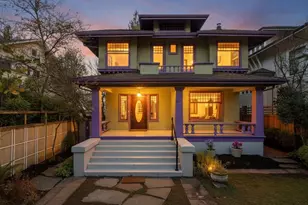 908 15th Ave E, Seattle, WA 98112 - Photo 1