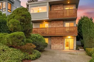 418 Highland Dr, Seattle, WA 98109 - Photo 1