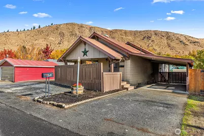120 S Douglas Street, Cashmere, WA 98815 - Photo 1