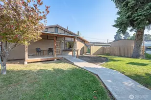 815 Kittitas St, Wenatchee, WA 98801 - Photo 1