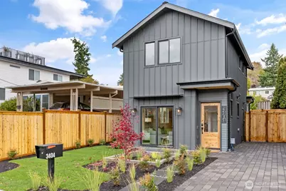 3404 33rd Avenue W, Seattle, WA 98199 - Photo 1