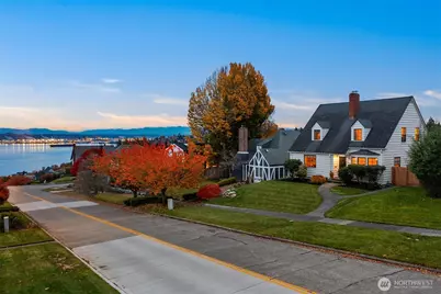 3718 N 36th Street, Tacoma, WA 98407 - Photo 1