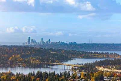 4424 139th Avenue SE, Bellevue, WA 98006 - Photo 1
