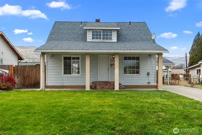 926 Kittitas Street, Wenatchee, WA 98801 - Photo 1