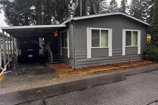 18425 NE 95th St, Redmond, WA 98052 - Photo 1